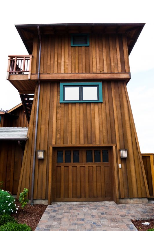 Storage Garage Construction in Pearland, TX